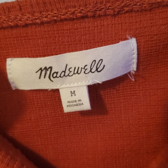 Madewell burnt orange top with ruffles - Picture 7 of 7